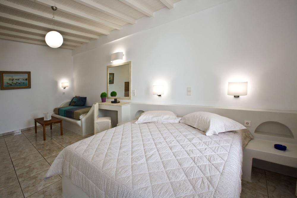 Porto Raphael Residences & Suites 圣约阿尼斯 外观 照片