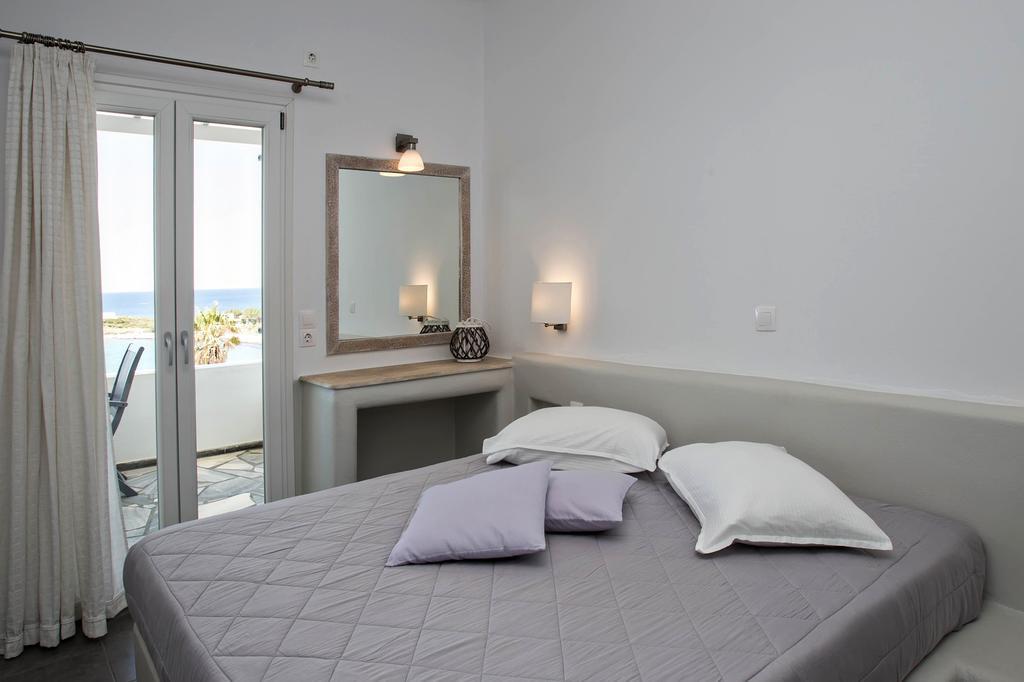 Porto Raphael Residences & Suites 圣约阿尼斯 外观 照片
